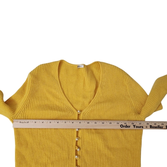 Nomadico Sweater Womens Yellow Pearl‎ Buttons Pure Mongolian Cashmere One Size - Picture 8 of 9